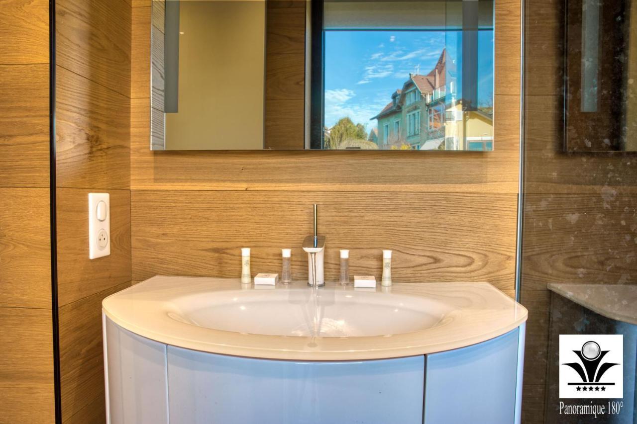 Panoramique 180 Lac Et Montagne Et Nid Secret Spa Romantique Анси Екстериор снимка